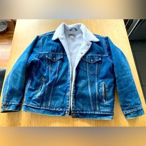 Levi’s Sherpa jacket